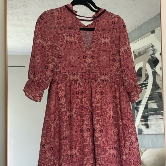 Worn once and like new! - Picture 2 of 5